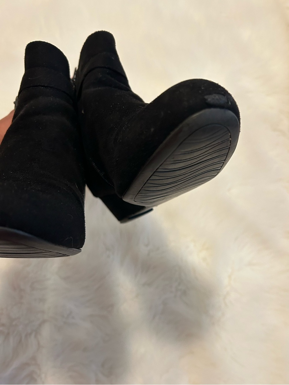 Geneva wedge memory foam 
ankle booties size 8 - Picture 5 of 6